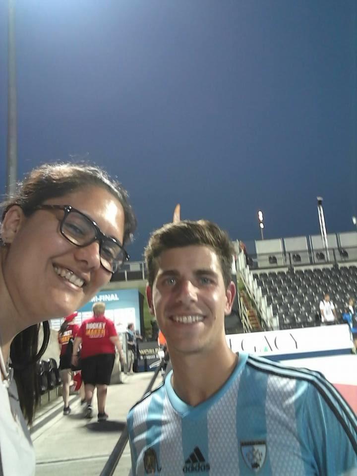 Selfie con jugador argentino Hockey Mundial