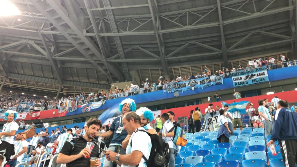 Hinchada Argentina en Qatar